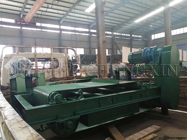 ɽ�|Ƥ����жʽ���F���b܇�l(f��)؛