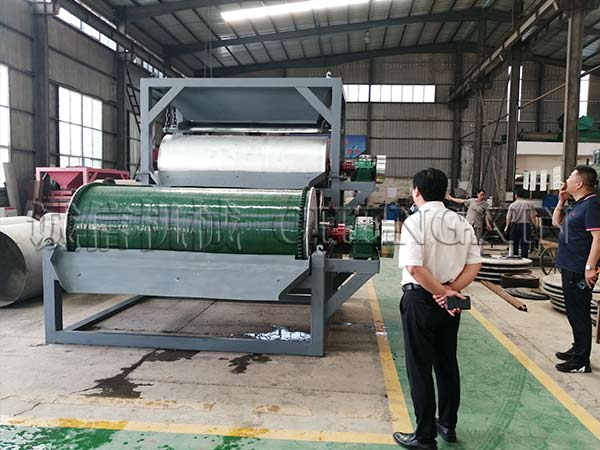 �p݁���Ŵ��x�C